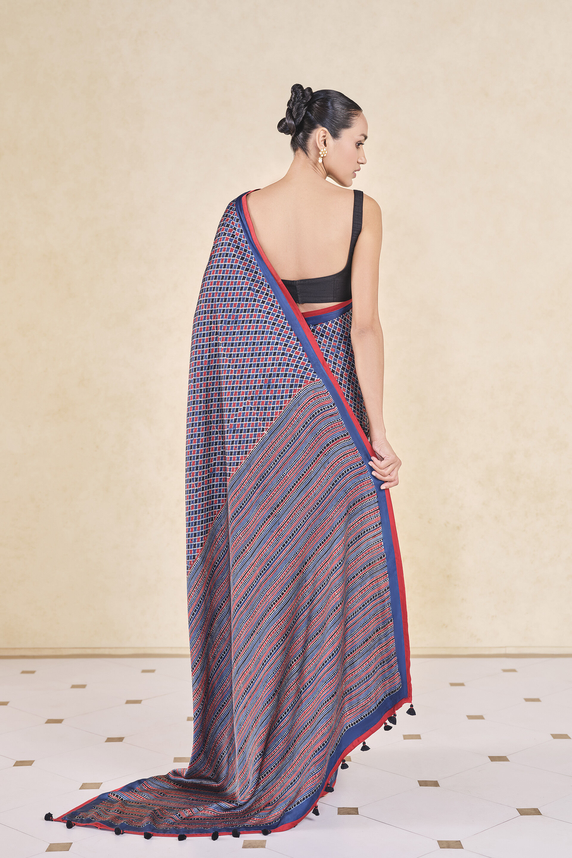 Briscoe Handcrafted Ajrakh Saree, Indigo, image 2